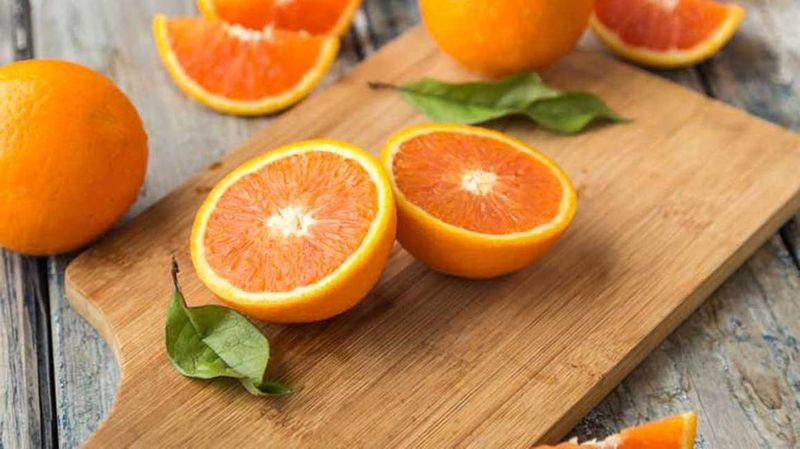 Not only fruit but peel has many properties know about the benefits of orange BDD