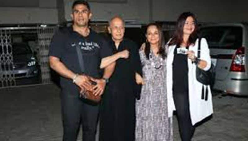 Mahesh Bhatt treated me like a bast**d, says son Rahul Bhatt-SYT