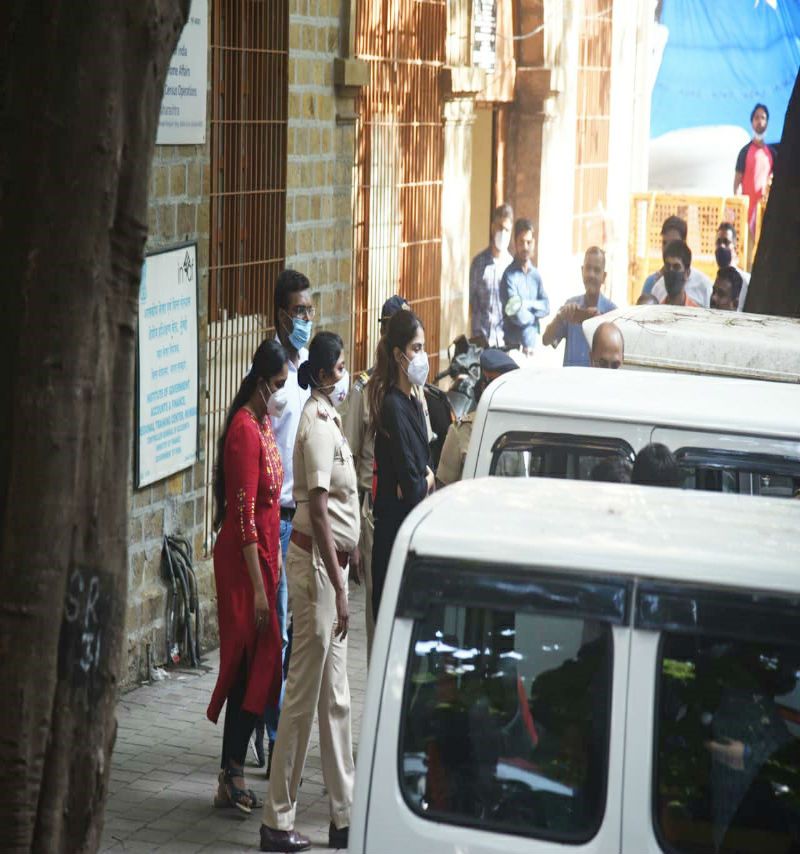 The images of Rhea Chakraborty just after the arrest by NCB