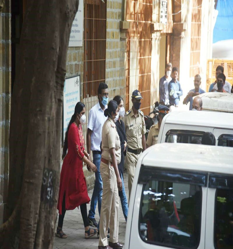 The images of Rhea Chakraborty just after the arrest by NCB