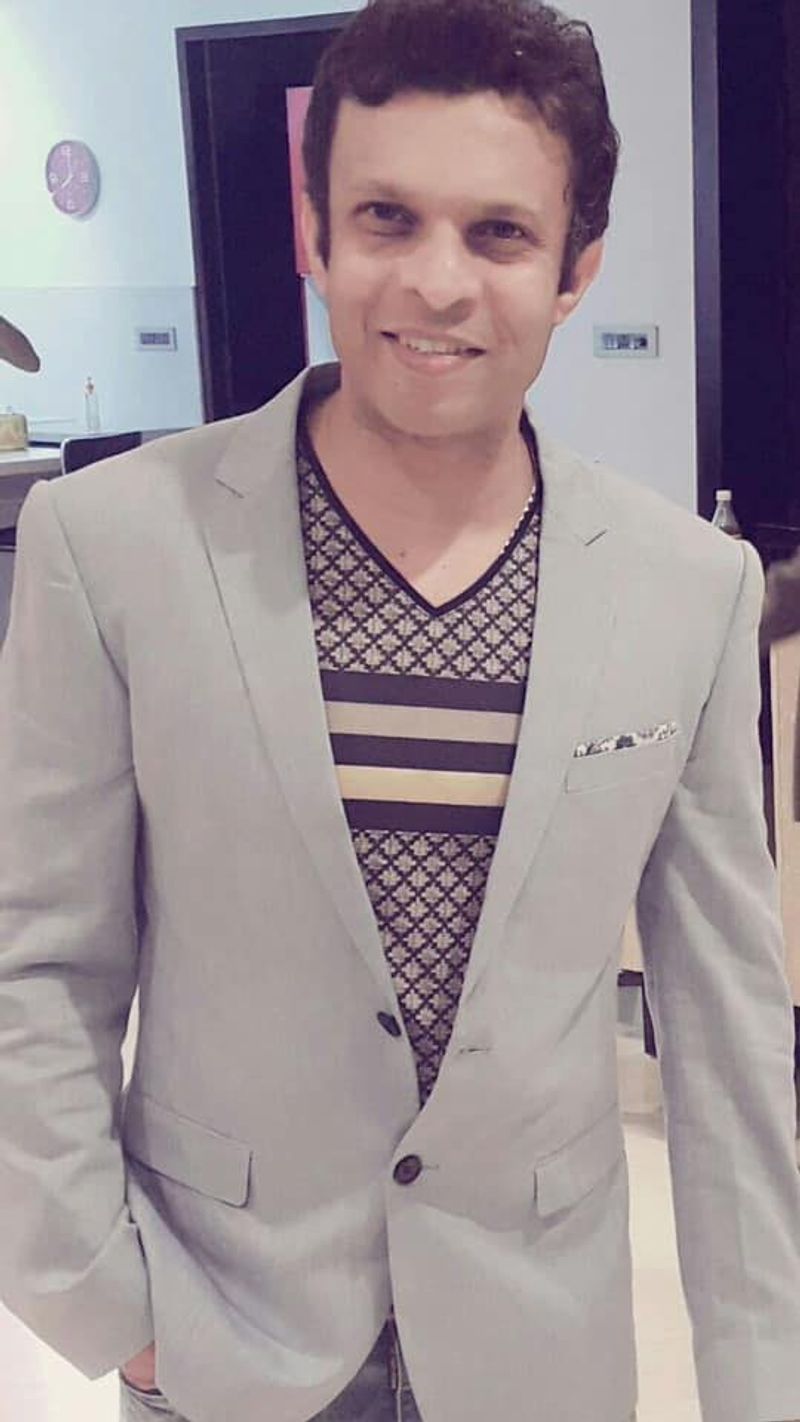 ಸಂಜನಾ ಲಿವಿಂಗ್ ಇನ್ ನಲ್ಲಿ ಇದ್ರಾ? ಸಂಜನಾರ ಗಂಡ ನನಗೆ ಟ್ರೀಟ್ ಮೆಂಟ್ ಕೊಟ್ಟಿದ್ದಾರೆ ಎಂದು ರಾಹುಲ್ ತಂದೆ ಹೇಳಿದ್ದಾರೆ.