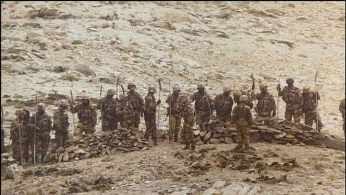 PLA is loaded with spears and other weapons in the mukhpari hill of rejang la of LAC PLA is loaded with spears and other weapons in the mukhpari hill of rejang la of LAC