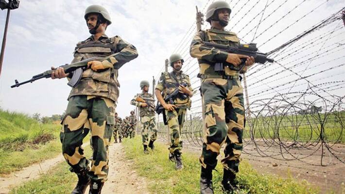 BSF shot dead 2 smugglers near Sriganganagar in Rajasthan Arms and drugs recovered KPP BSF shot dead 2 smugglers near Sriganganagar in Rajasthan Arms and drugs recovered KPP