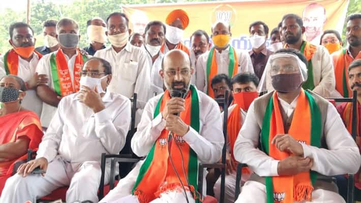 telangana bjp chief bandi sanjay slams cm kcr over dubbaka by poll ksp telangana bjp chief bandi sanjay slams cm kcr over dubbaka by poll ksp