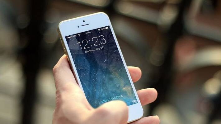 Chitradurga Man sends nude photos to 200 unknown people including 120 women mah Chitradurga Man sends nude photos to 200 unknown people including 120 women mah