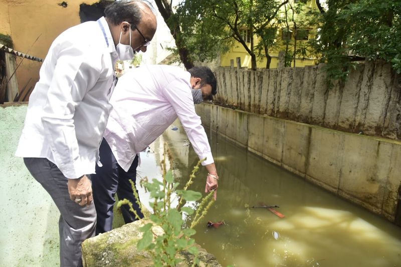 ಹೆಣ್ಣೂರು, ಕೆ.ಆರ್.ಪುರ ಸೇರಿದಂತೆ ಇನ್ನಿತರ ಮಳೆ ಹಾನಿ ಪ್ರದೇಶಗಳಿಗೆ ಪರಿಶೀಲನೆ ನಡೆಸಿದ ಆಯುಕ್ತ ಗೌತಮ್ ಕುಮಾರ್ 