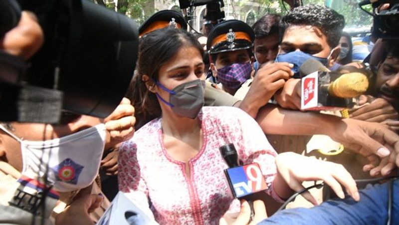 today Rhea Chakraborty will be Byculla jail bail plea order tomorrow BJC