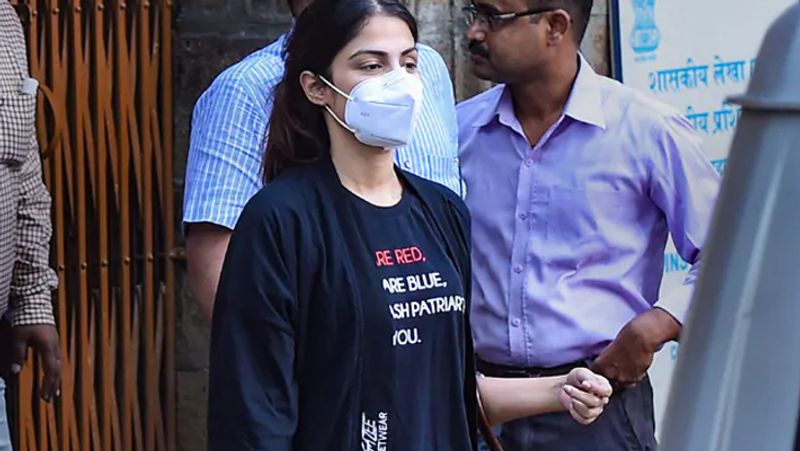 first night of byculla jail what was on the Rhea Chakrabortys menu take a look BRd