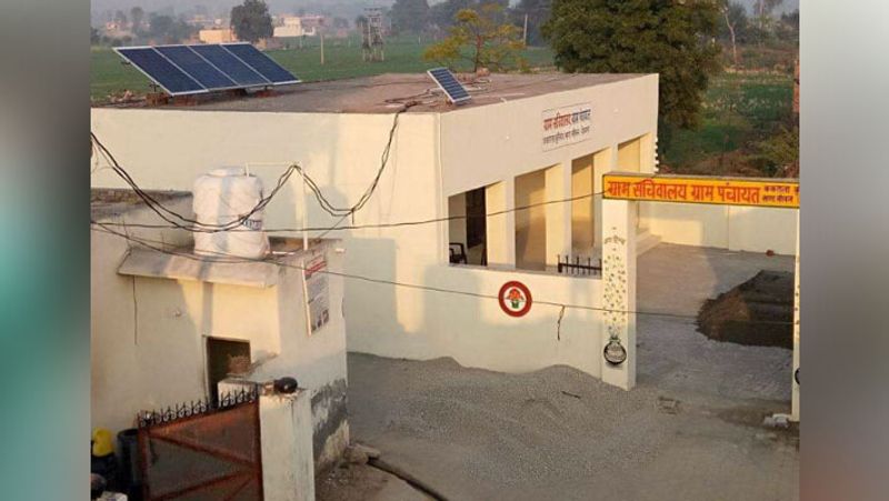 बता दें कि गुजरात के गांधीनगर में 8 मार्च, 2017 को हुए स्वच्छ शक्ति कार्यक्रम में प्रधानमंत्री मोदी ने प्रवीण कौर को सम्मानित किया था। यह सम्मान उन्हें गांव को खुले में शौच से मुक्त करने के प्रयासों के लिए दिया गया था।