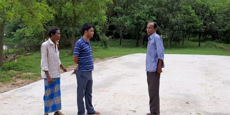 Hindu bramin donates land for muslims cemetry in Burdwan BTG