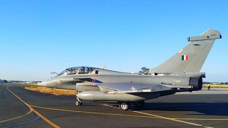 Rattled by Indian Rafale Now Pakistan plans to buy J-10 from China BSS