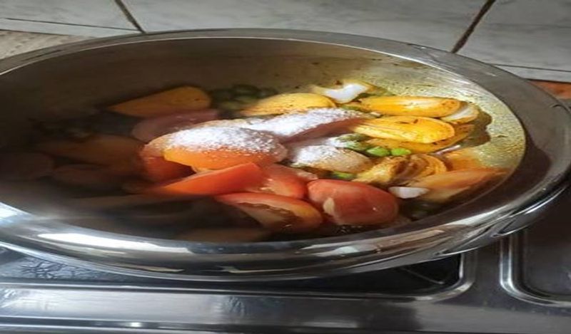 how to turn simple khichdi to tasty gujarati khichdi
