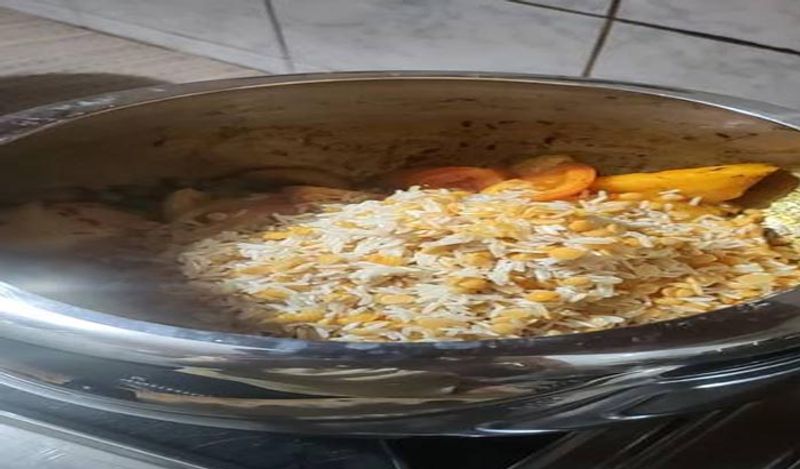 how to turn simple khichdi to tasty gujarati khichdi