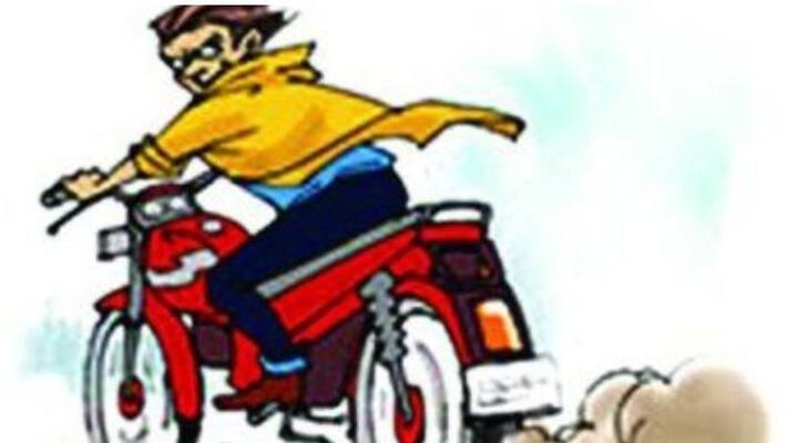 theif failed after bike theft follow plan b and pulled petrol tank see viral video apa theif failed after bike theft follow plan b and pulled petrol tank see viral video apa