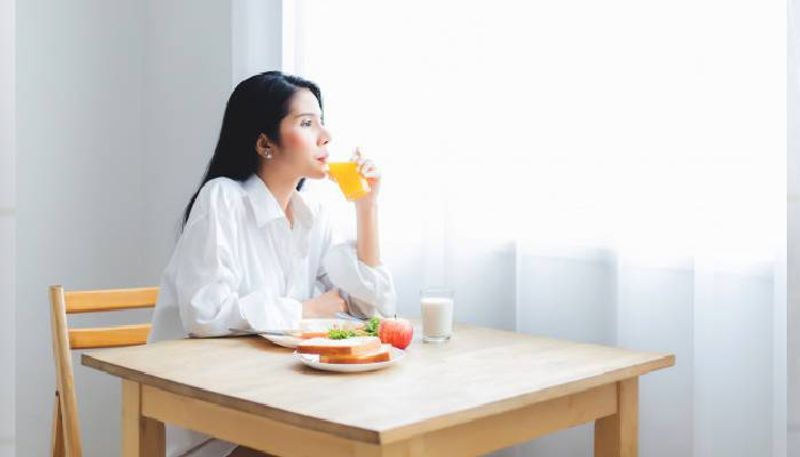 Is eating one meal a day a safe and effective way of losing weight?   -snj