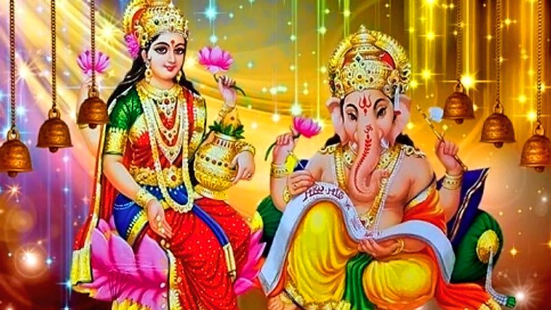 <p>কাঁচি– নিত্য ব্যবহারে একটি অত্যন্ত গুরুত্বপূর্ণ বস্তু কাঁচি। তবে কোনও মাঙ্গলিক কাজের বা পুজোর সময় সামনে এই জিনিস না রাখাই ভালো বলে মনে করেন বাস্তু বিশেষজ্ঞরা।</p>