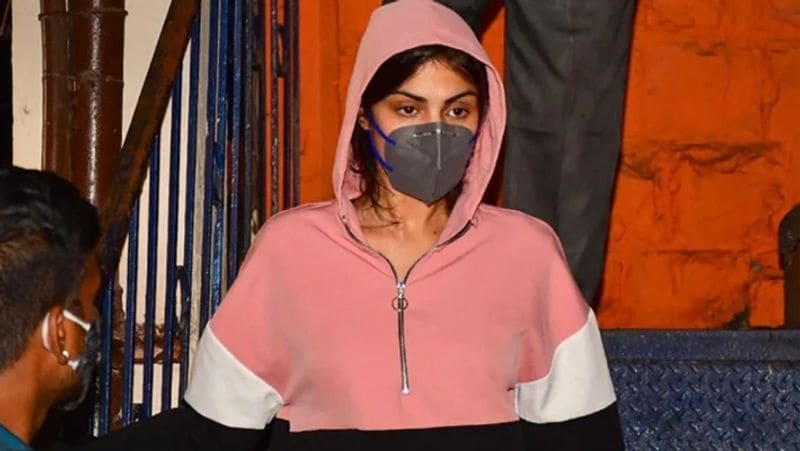Rhea chakraborty have to stay in jail till 20 october BJC