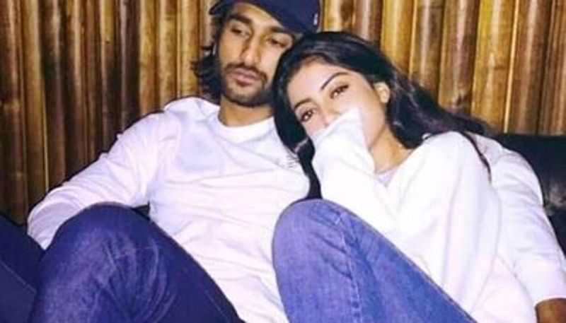 Did Amitabh Bachchan's granddaughter Navya Naveli Nanda confirms her love to Meezaan Jaffrey?