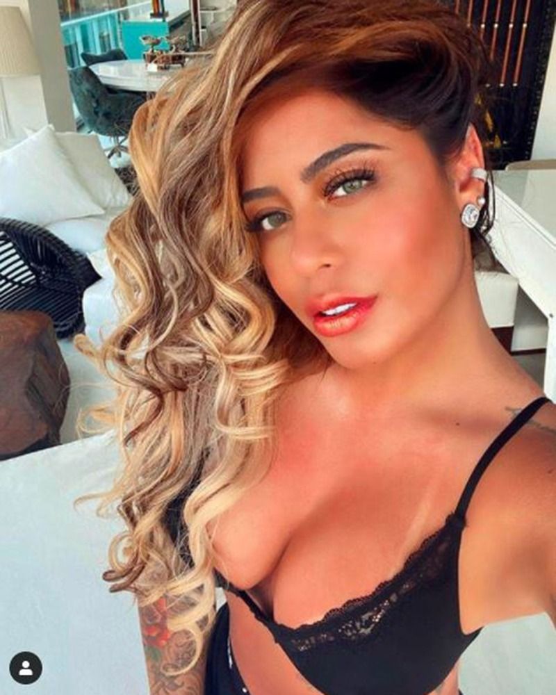 Lets know about Rafella Santos, Stunning sister of Brazilian football star Neymar Jr spb