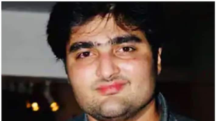 Veteran Singer Anuradha Paudwals Son Aditya Paudwal Dies At 35 Devastated Writes Shankar Mahadevan Veteran Singer Anuradha Paudwals Son Aditya Paudwal Dies At 35 Devastated Writes Shankar Mahadevan