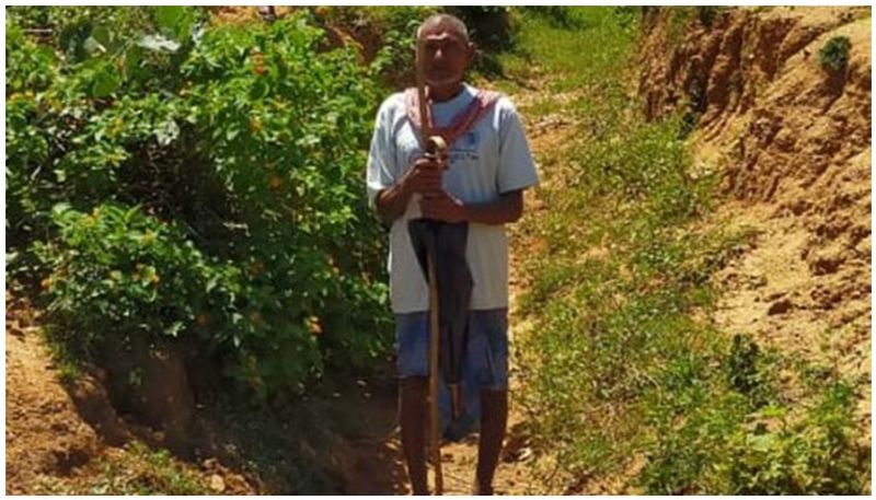 man has carved out a canal to take rainwater to home village in bihar
