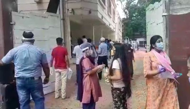 NEET candidates starting to enter the school in Kolkata RTB