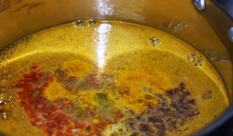 Here are 3 ways of making 'yummy' Maggi tastemaker at home RCB