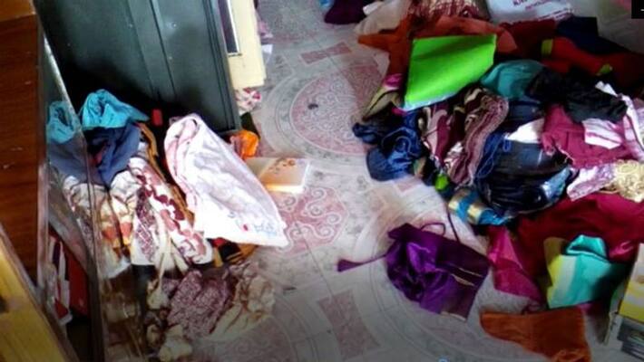 Residents are panic due to theft on local shop at Nadia Residents are panic due to theft on local shop at Nadia