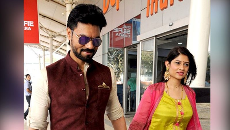 गौरव ने हाल ही में दिए एक इंटरव्यू में कहा- 'पिछले कुछ वक्त मेरे और मेरे परिवार के लिए काफी मुश्किल रहे थे।'