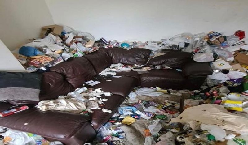 worlds worst tenants spreading pee in beer bottles inside dirtiest house before leaving kph