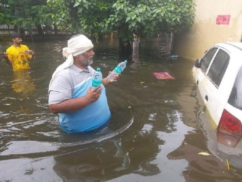 पप्पू यादव के नाम से जुड़ा जो चर्चित मामला है वो माकपा के पूर्व विधायक अजित सरकार की हत्या का है। अजित सरकार और पप्पू यादव के बीच किसानों के मुद्दे को लेकर राजनीतिक मतभेद था। 14 जून, 1998 को पूर्णिया में अज्ञात हमलावरों ने अजित सरकार की गोली मार कर हत्या कर दी थी। इस केस में आरोप पप्पू यादव के ऊपर लगा। मामले के संवेदनशील और राजनीतिक होने की वजह से स्वतंत्र जांच के लिए सीबीआई का भी गठन किया गया।(फाइल फोटो)