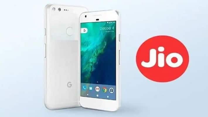 Reliance Jio is planning to launch a cheaper 4G smartphone MJA Reliance Jio is planning to launch a cheaper 4G smartphone MJA