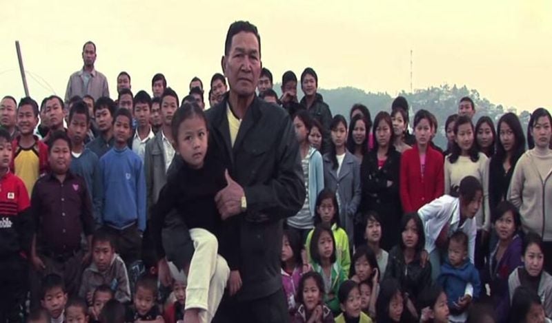 worlds biggest family with 181 members eat 80 kg rice daal with 40 chickens daily kph