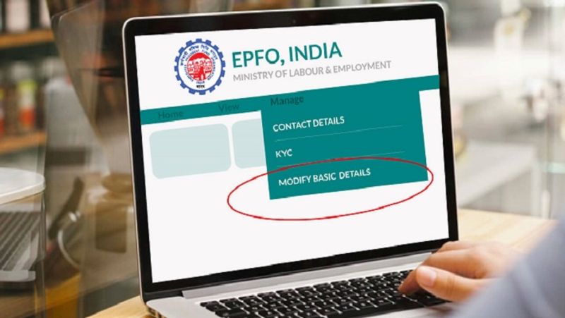 जन्म तिथि
अगर किसी की जन्मतिथि EPFO और नियोक्ता के रिकॉर्ड में अलग-अलग दर्ज है, तब भी विद्ड्रॉल एप्लिकेशन कैंसल हो सकता है। इसलिए इसका ठीक होना जरूरी है।
(फाइल फोटो)