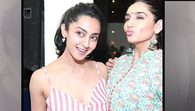 Drug scandal: Pics of Andrita Ray with Arbaaz, Ragini, Fazil go viral after CCB notice to actress, Diganth