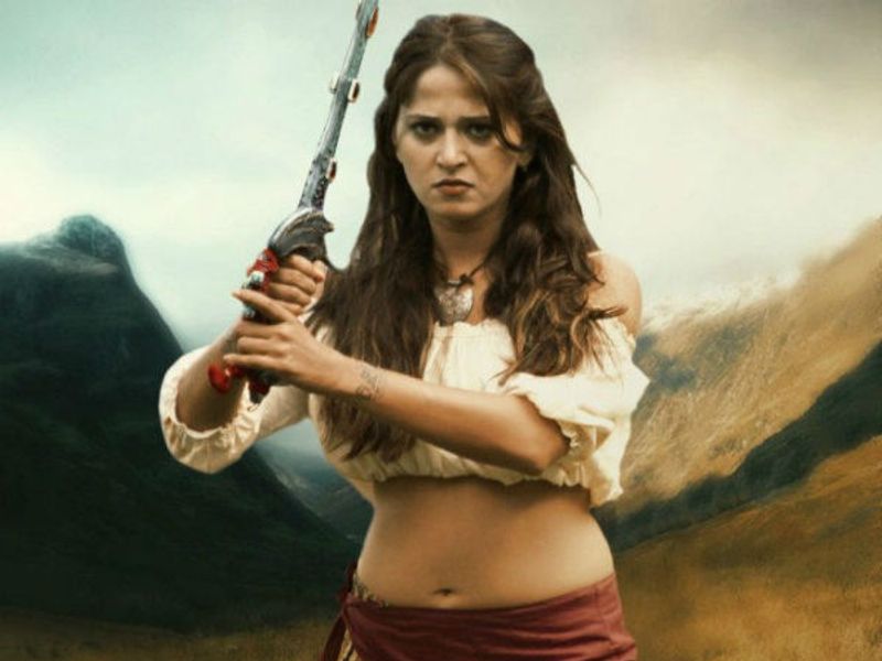 irandam ulagam movie selvarahavan first choice is not anushka and arya