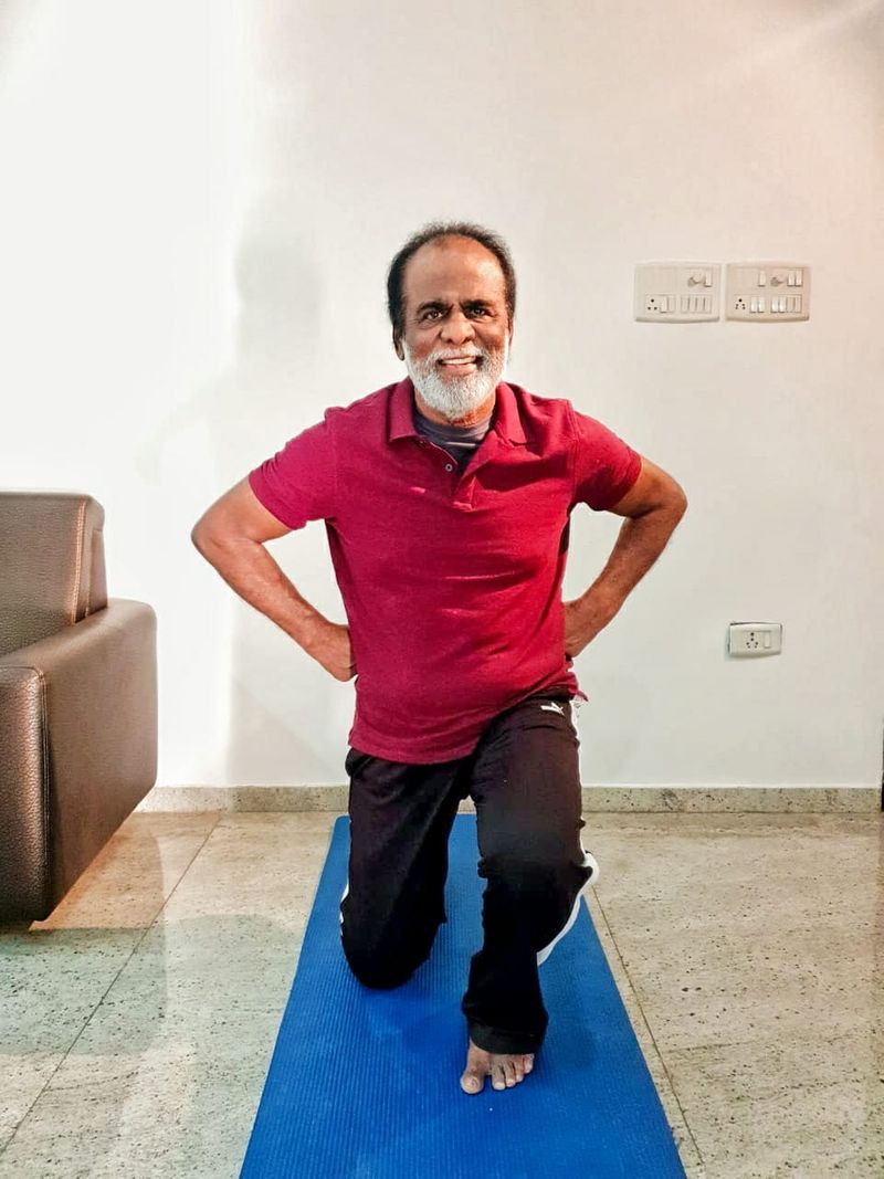 விஷாலுக்கே டஃப் கொடுக்கும் விதமாக அவருடைய அப்பாவின் ஃபிட்னஸ் போட்டோஸ் சோசியல் மீடியாவில் வைரலாகி வருகிறது. 