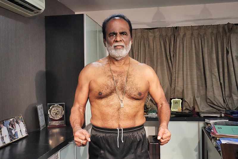இந்த வயசிலும் செம்ம ஆக்டிவாக இருக்கும் ஜி.கே.ரெட்டி, தனது யூ-டியூப் சேனல் மூலமாக ஃபிட்னஸ் சேலஞ்சையும் விடுத்து கலக்கி வருகிறார். 