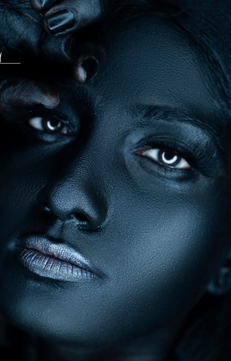 biggboss julie black makeup dark photo shoot