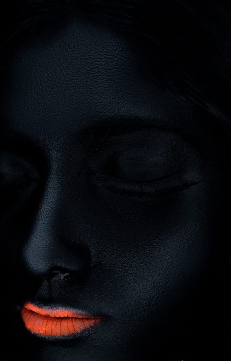 biggboss julie black makeup dark photo shoot