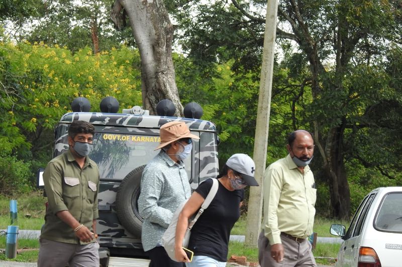 ಗೋಪಾಲಸ್ವಾಮಿ ಬೆಟ್ಟದ ಪ್ರಕೃತಿ ಸೌಂದರ್ಯಕ್ಕೆ ರಾಜ ಮೌಳಿ ಮನಸೋತಿದ್ದಾರೆ.