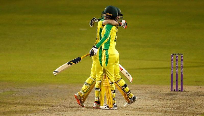 Alex Carey and Maxwell led aussies to thrilling win against England