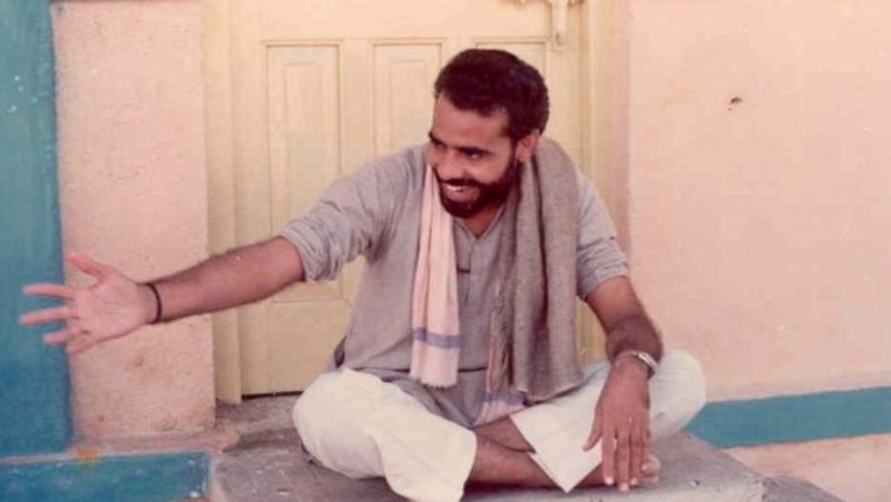 पीएम मोदी की युवक अवस्था की यह फोटो, जब वह आरएसएस से जुड़ प्रचारक बने थे।
