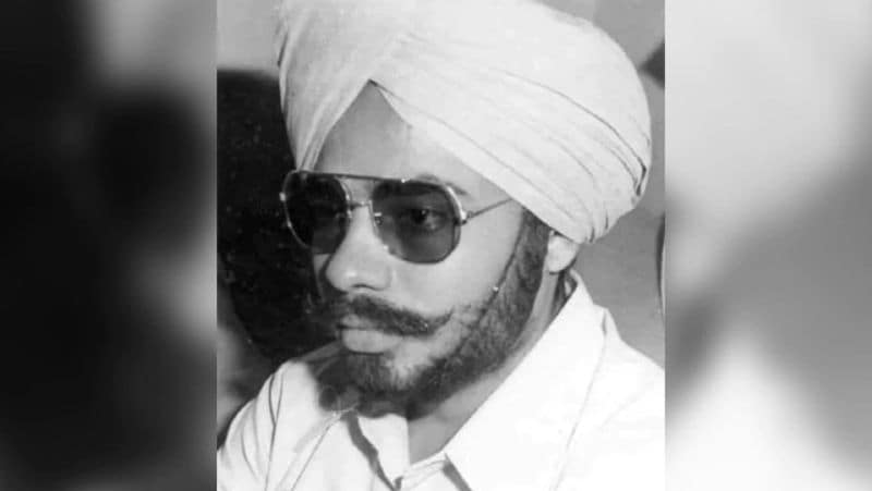 बता दें कि जब देश में आपातकाल चल रहा था तो उस वक्त वह गुजरात लोक संघर्ष समिति में काम करते थे।
