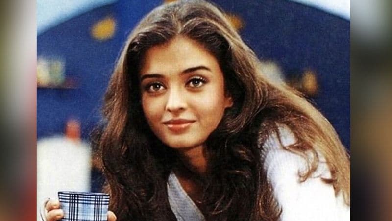 Did former president of Pakistan Asif Ali Zardari offer Rs 10 crore to Aishwarya Rai for one-night performance? RCB