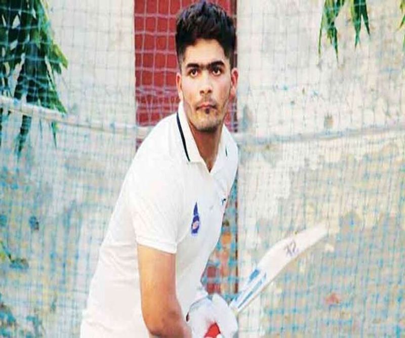 सार्थक रंजन तब सुर्खियों में आए थे जब दिल्ली एवं जिला क्रिकेट संघ (डीडीसीए) ने सैयद मुश्ताक अली टी-20 जोनल टूर्नामेंट के लिए चुनी गई दिल्ली की टीम में सलेक्ट कर लिया था। आरोप था कि उस सीजन में बिना मैच खेले उन्हें सलेक्ट कर लिया गया।(फाइल फोटो)