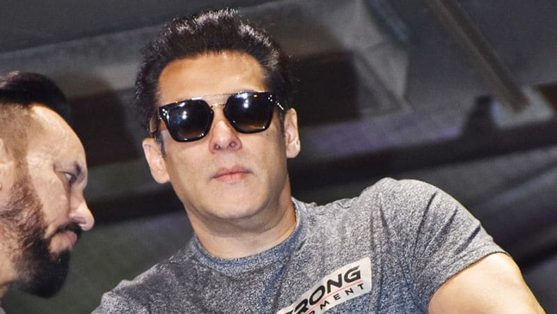 Mahesh Babu is called Salman Khan of South; but why? Find out here-SYT