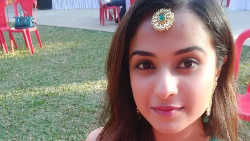 Amid Sushant Probe CBI Visits Disha Salian s Fiance Rohan Rai Home mah