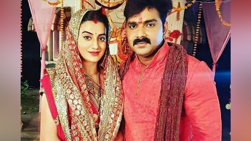 इसके अलावा पवन सिंह और अक्षरा सिंह (Akshara Singh) का अफेयर भी काफी सुर्खियों में रहा था। पिछले साल एक्ट्रेस ने पवन सिंह पर प्रताड़ना जैसे कई गंभीर आरोप लगाए थे।