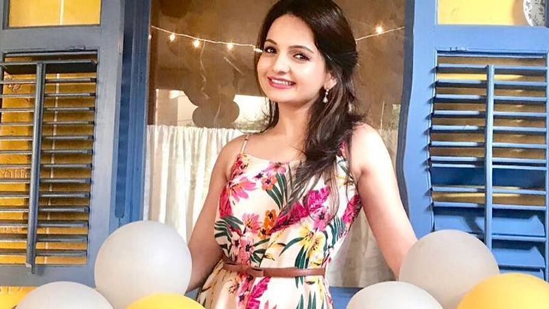 अब 8 साल बाद वह एक बार फिर से फैंस के बीच नजर आएंगी। बिग बॉस 14 में अपनी एंट्री को लेकर जिया काफी एक्साइटेड हैं।